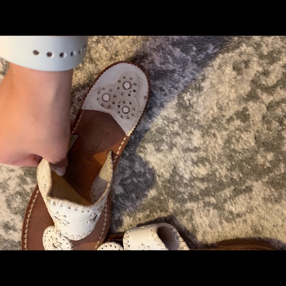 Jack Roger White Size 9 - Used - Picture 2 of 4